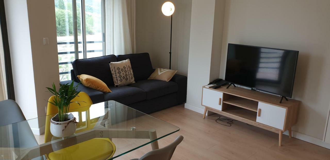 Apartamento Vive Aínsa Екстериор снимка